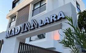 Mad Inn Lara